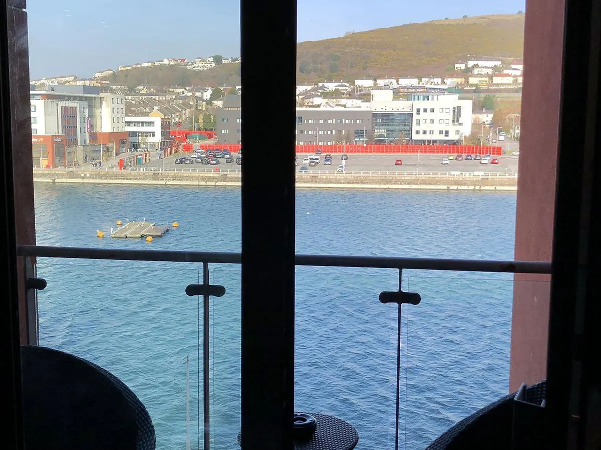 Sa1 Waterfront Apartments Swansea