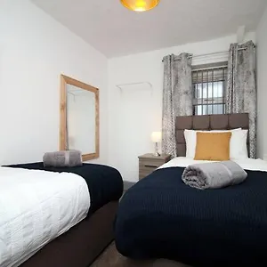 Apartment Centre, Parking, Smart Tv's In, Swansea