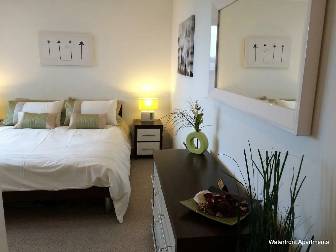 Sa1 Waterfront Apartments Swansea United Kingdom